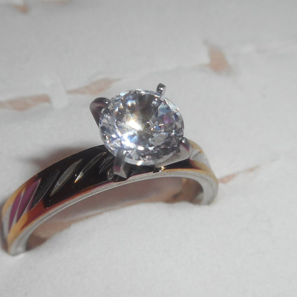 SOLITARE RING - Beautiful CZ SOLITARE Ring   sz about a 9